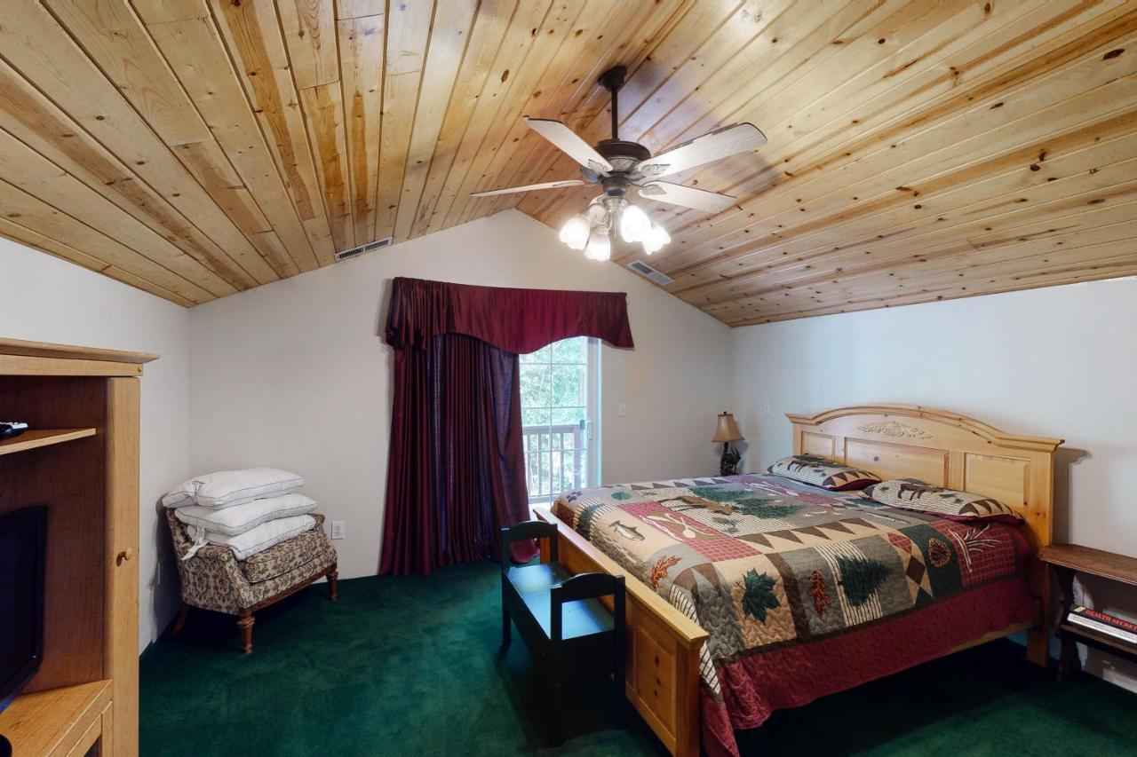 Papas Mountain Villa Shaver Lake Exteriör bild