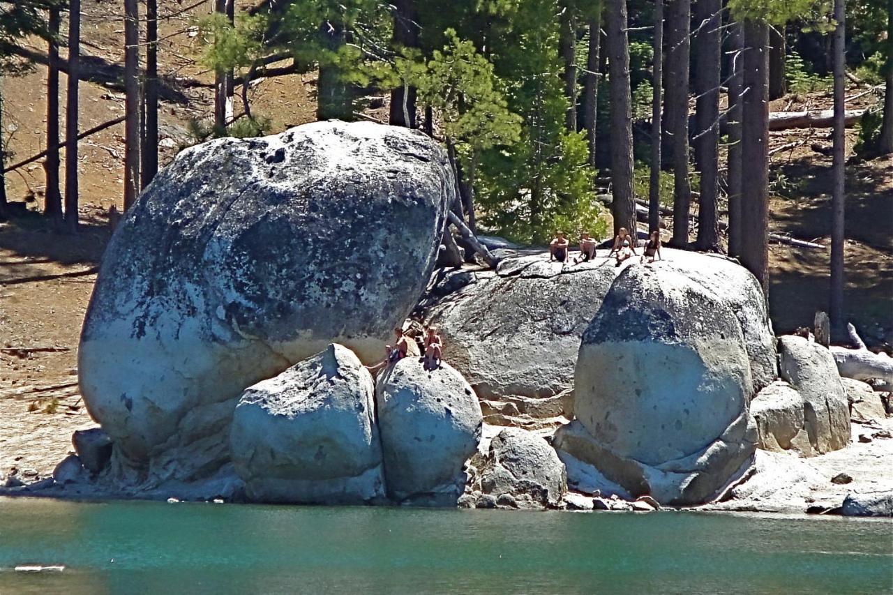 Papas Mountain Villa Shaver Lake Exteriör bild