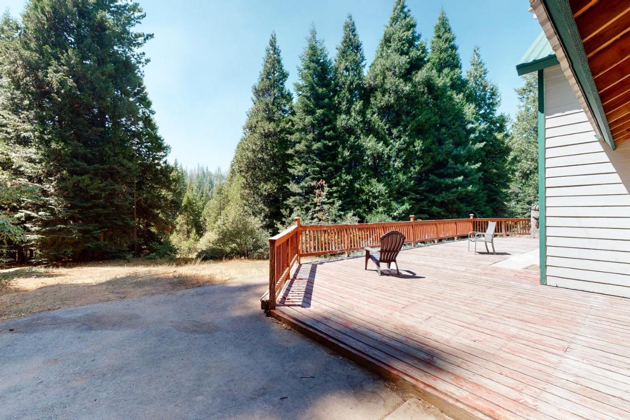 Papas Mountain Villa Shaver Lake Exteriör bild