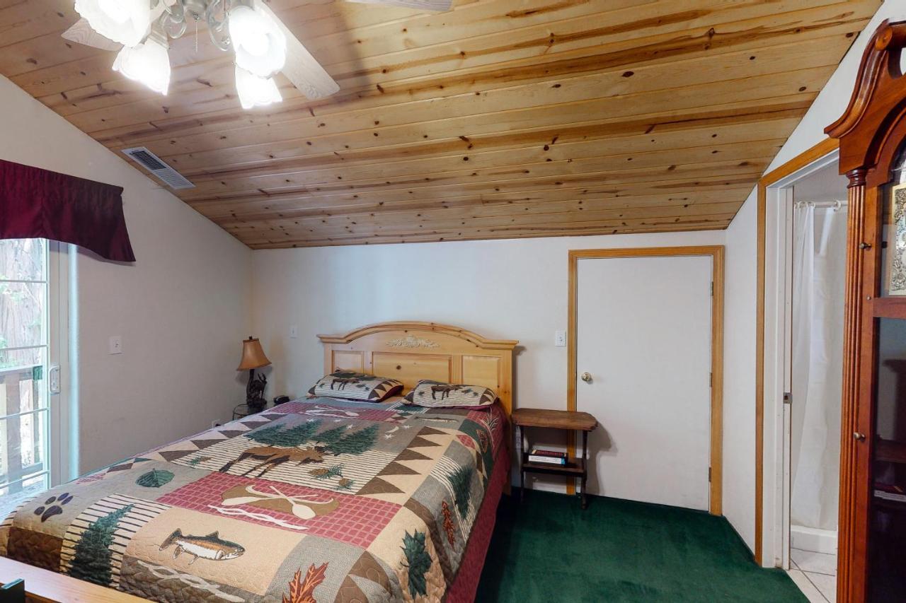 Papas Mountain Villa Shaver Lake Exteriör bild